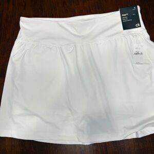 Gap fit high rise skort size L